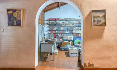 VENTA CASA EN BLOCK COMPUESTA POR DOS U. BANFIELD
