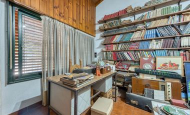 VENTA CASA EN BLOCK COMPUESTA POR DOS U. BANFIELD