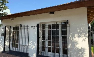 Casa en venta 3 AMBIENTES- Carlos Spegazzini
