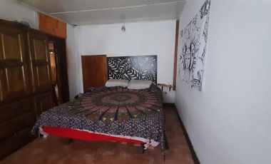 CASA EN VENTA DOS DORMITORIOS EN VILLA GRAL.SAVIO