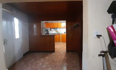CASA EN VENTA DOS DORMITORIOS EN VILLA GRAL.SAVIO