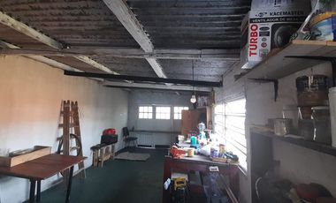 CASA EN VENTA DOS DORMITORIOS EN VILLA GRAL.SAVIO