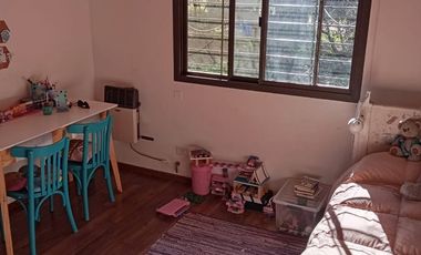 TRES DORMITORIOS CASA EN TANTI SE VENDE