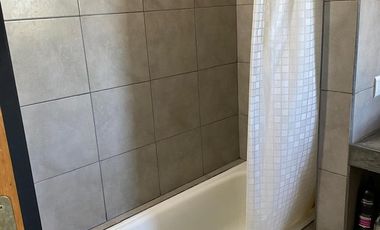 TRES DORMITORIOS CASA EN TANTI SE VENDE