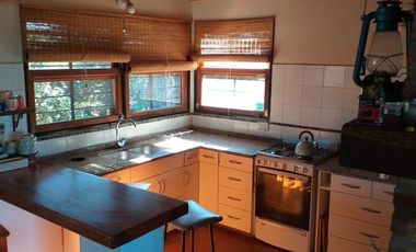 TRES DORMITORIOS CASA EN TANTI SE VENDE