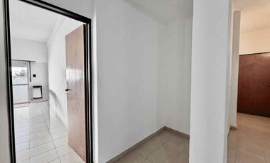 ALQUILER PH 2 AMB RAMOS MEJIA CON PATIO  Y BALCON