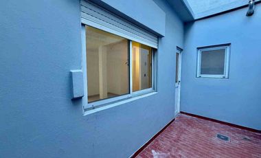 ALQUILER PH 2 AMB RAMOS MEJIA CON PATIO  Y BALCON