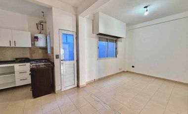 ALQUILER PH 2 AMB RAMOS MEJIA CON PATIO  Y BALCON