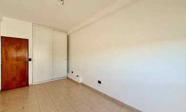 ALQUILER PH 2 AMB RAMOS MEJIA CON PATIO  Y BALCON