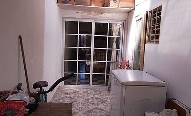 VENTA CASA DE 2 DORMI EN GRANADERO BAIGORRIA