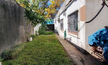 VENTA CASA DE 2 DORMI EN GRANADERO BAIGORRIA
