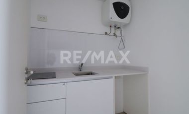 En Venta Oficina Con Tres Cocheras Cubiertas