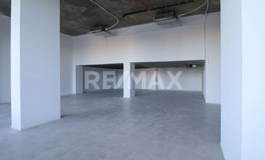 En Venta Oficina Con Tres Cocheras Cubiertas