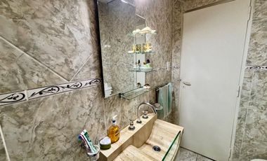 VENTA CASA 6 AMBIENTES MORON MULTIFAMILIAR