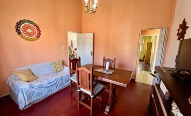 VENTA CASA 6 AMBIENTES MORON MULTIFAMILIAR