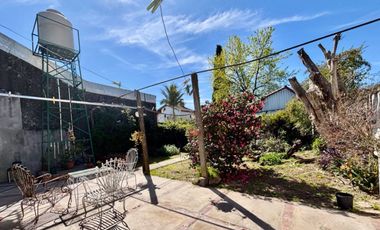 VENTA CASA 6 AMBIENTES MORON MULTIFAMILIAR