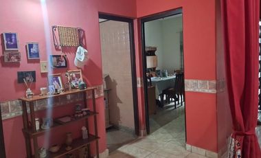 Venta de casa 2 dormitorios Pasaje Sargento Cabral