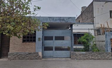 Venta de casa 2 dormitorios Pasaje Sargento Cabral