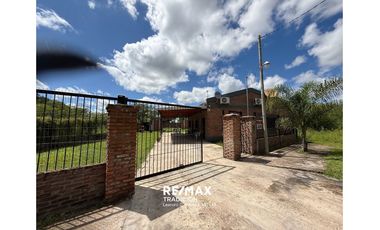 Casa con piscina y galpón – Ruta 16, Puerto Tirol