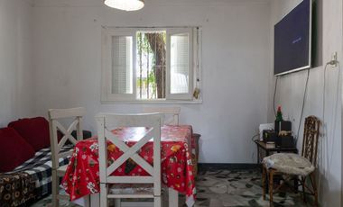 CASA EN VENTA 3 AMBIENTES BURZACO CON LOCAL