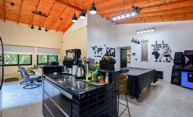 Casa en venta La Plata Los Naranjos quinta, pileta