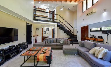 Casa en venta La Plata Los Naranjos quinta, pileta