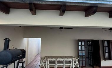 CASA CON PILETA EN VENTA ENTRE RIOS 1214 GOYA CTES