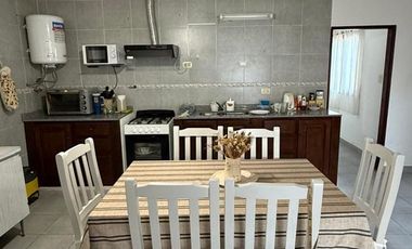 CASA CON PILETA EN VENTA ENTRE RIOS 1214 GOYA CTES
