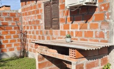 Casa en Barrio Santa Clara- Monzón y Carancho