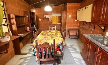 CASA 6 AMBIENTES EN VENTA GOYA CORRIENTES