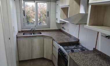 ALQUILER 2 AMBIENTES EN CASTELAR