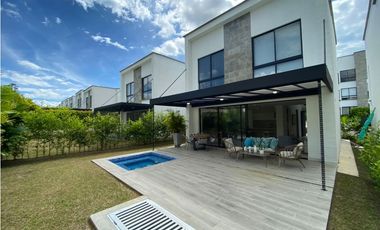 ESPECTACULAR HOMESUITE PARA VENTA A 2 MIN DEL CLUB CAMPESTRE
