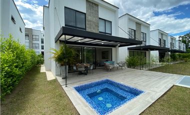 ESPECTACULAR HOMESUITE PARA VENTA A 2 MIN DEL CLUB CAMPESTRE