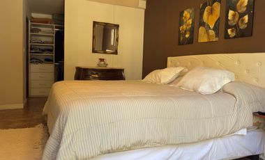 Casa en venta en barrio Alamo Alto-5 Amb-Galería-Pileta.