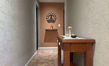 Casa en venta en barrio Alamo Alto-5 Amb-Galería-Pileta.