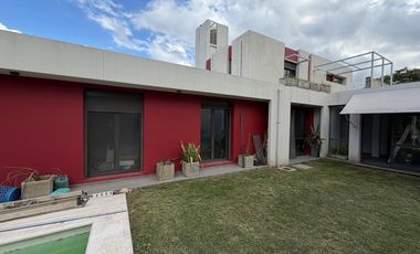 Casa en Alquiler 4 Dormitorios Barrio Jardin Claret Zona Norte