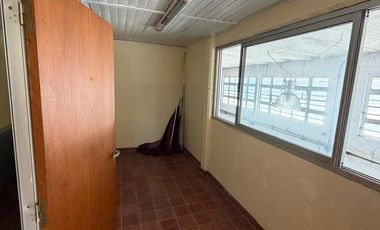 Alquiler Deposito de 465 m2  Avda. Belgrano Don Torcuato - Zona Industrial 1