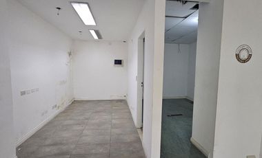 Local en Alquiler en Marcelo T de Alvear y Libertad.  Planta Baja: 6.60 x 22 m = 160 m².