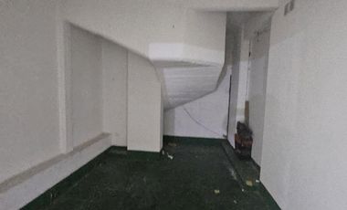 Local en Alquiler en Marcelo T de Alvear y Libertad.  Planta Baja: 6.60 x 22 m = 160 m².