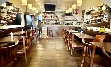TRASPASO RESTAURANTE CON LICENCIA DE ALCOHOL EN CONDESA