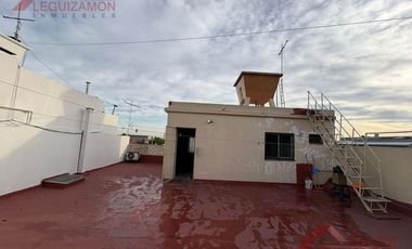 VENTA EN BLOCK – CASA   2 PH 3 AMBIENTES   LOCAL – LOMAS DEL MIRADOR – SOBRE AV. GENERAL PAZ