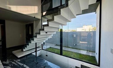 Casa en Venta, Arauca Residencial, Zapopan, Zona Real, Residencia de Lujo