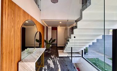 Casa en Venta, Arauca Residencial, Zapopan, Zona Real, Residencia de Lujo