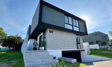 Casa en Venta, Arauca Residencial, Zapopan, Zona Real, Residencia de Lujo