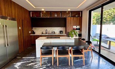 Casa en Venta, Arauca Residencial, Zapopan, Zona Real, Residencia de Lujo