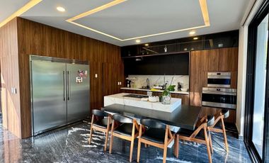 Casa en Venta, Arauca Residencial, Zapopan, Zona Real, Residencia de Lujo