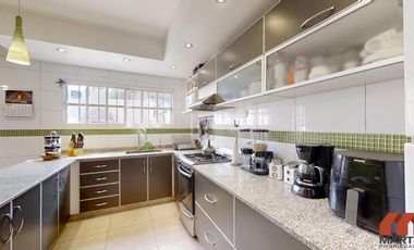 Duplex de 5 Ambientes en Venta en Olivos zona Unicenter