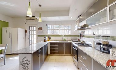 Duplex de 5 Ambientes en Venta en Olivos zona Unicenter