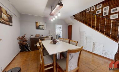 Duplex de 5 Ambientes en Venta en Olivos zona Unicenter