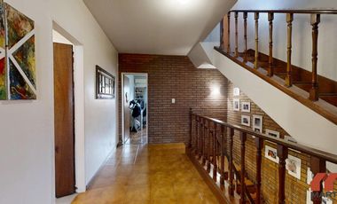 Duplex de 5 Ambientes en Venta en Olivos zona Unicenter